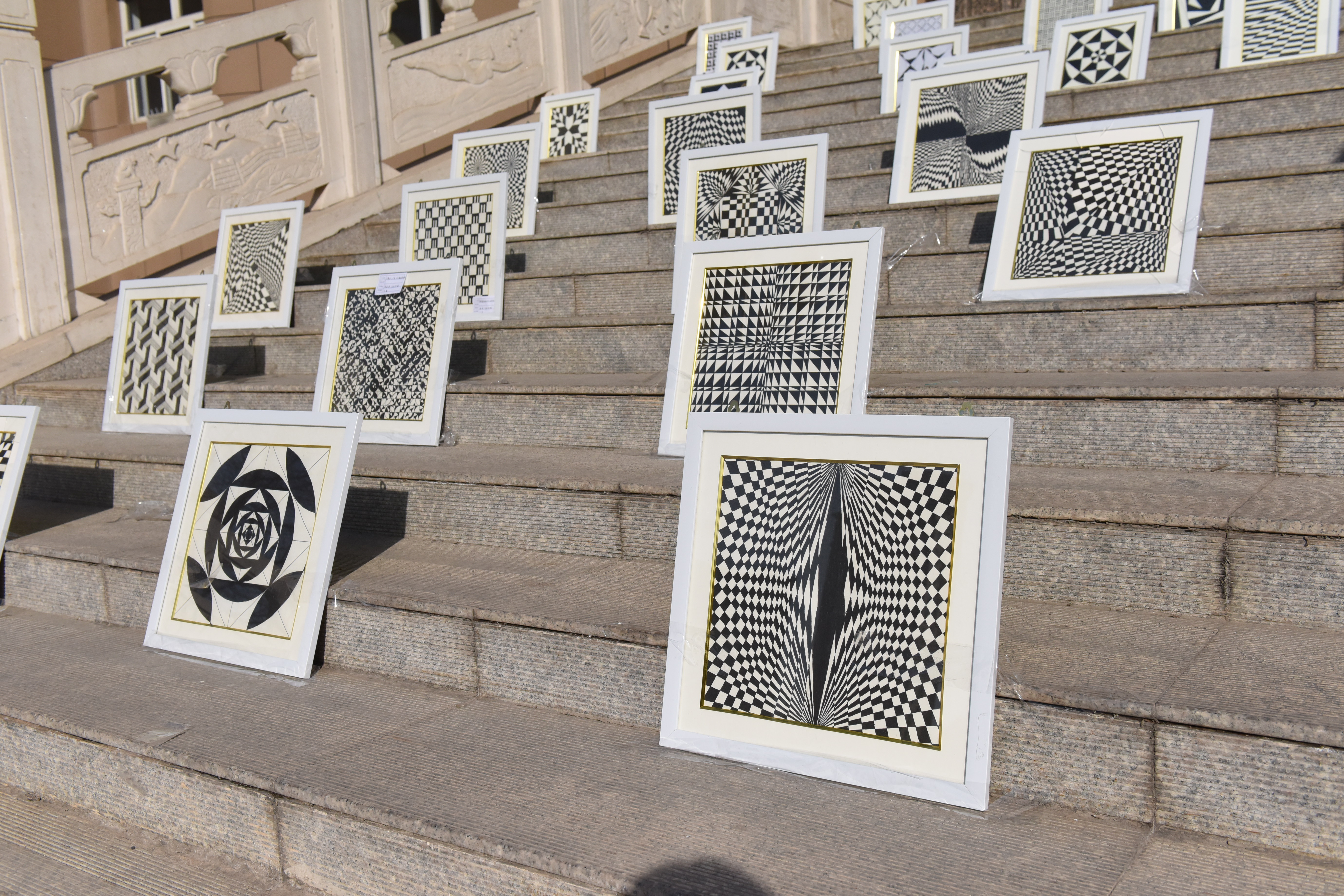 平面构成作品(图1)